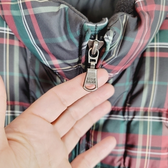 Eddie Bauer Tartan Plaid Premium Goose Down Puffer Vest, sz Medium - Picture 4 of 12